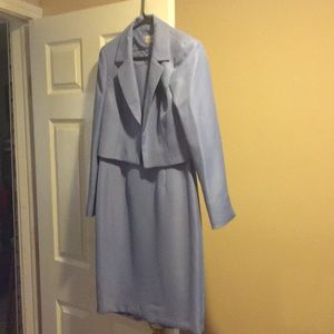 LeSuit 2 piece suit. A-line dress with a jacket